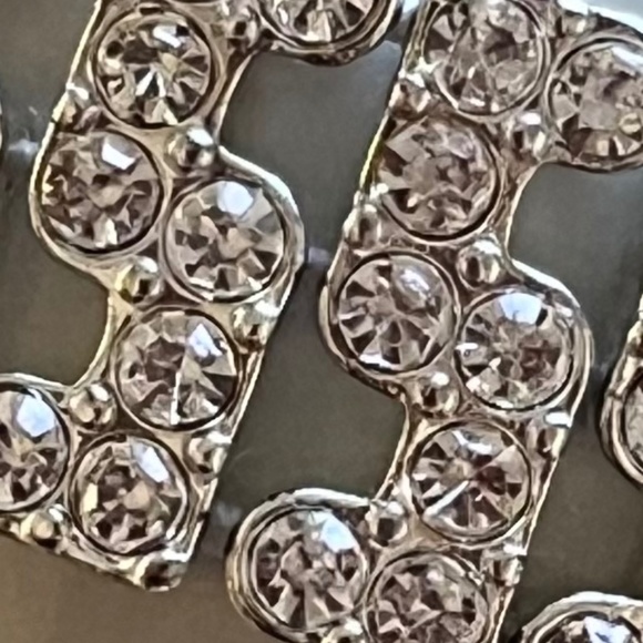 MONET Statement Bling Stretch Bracelet - Picture 2 of 7